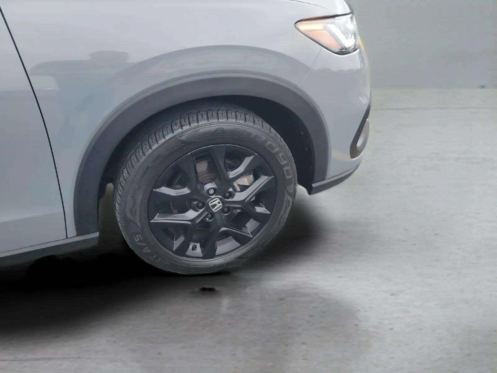 Used 2024 Honda HR-V Sport image 26
