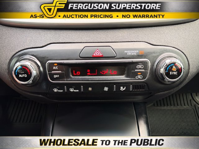 Used 2019 Kia Sorento AWD V6 image 14