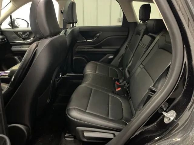 Used 2023 Lincoln Corsair Grand Touring image 11