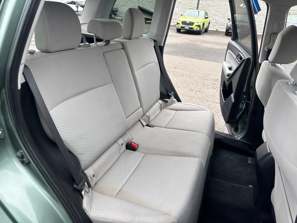 Used 2017 Subaru Forester 2.5i Premium AWD/4WD image 14