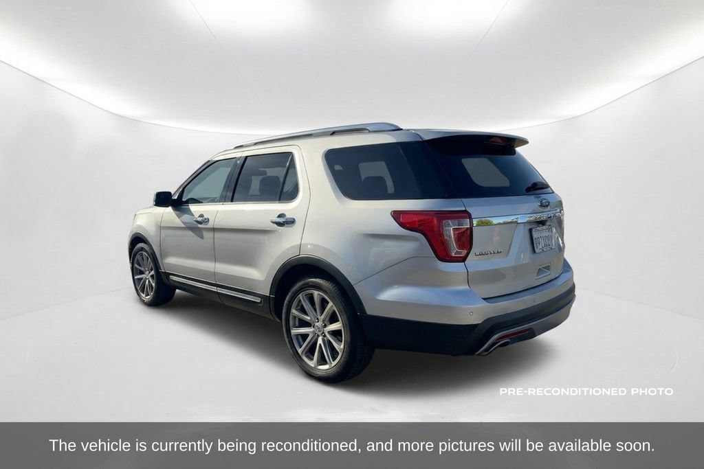 Used 2017 Ford Explorer Limited FWD image 8