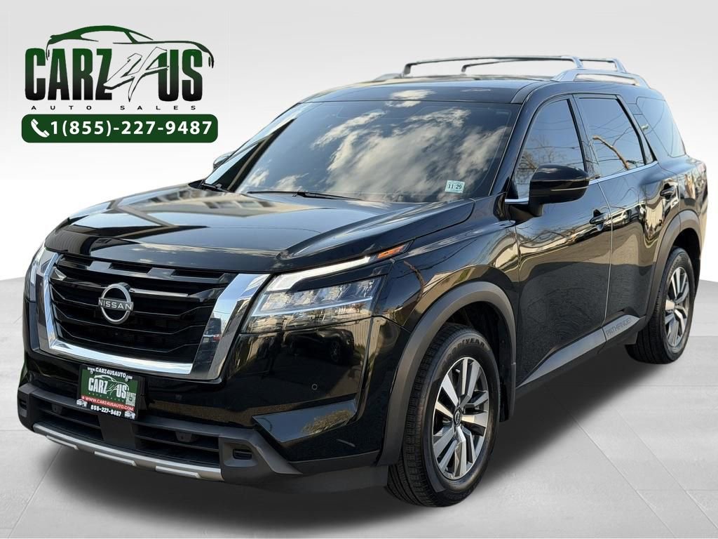 Used 2024 Nissan Pathfinder SL