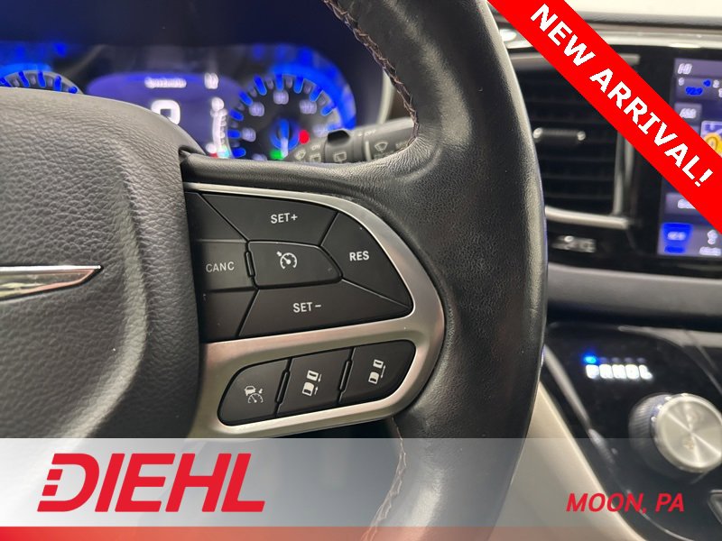 Used 2019 Chrysler Pacifica Touring-L w/ Advanced Safetytec Group image 28