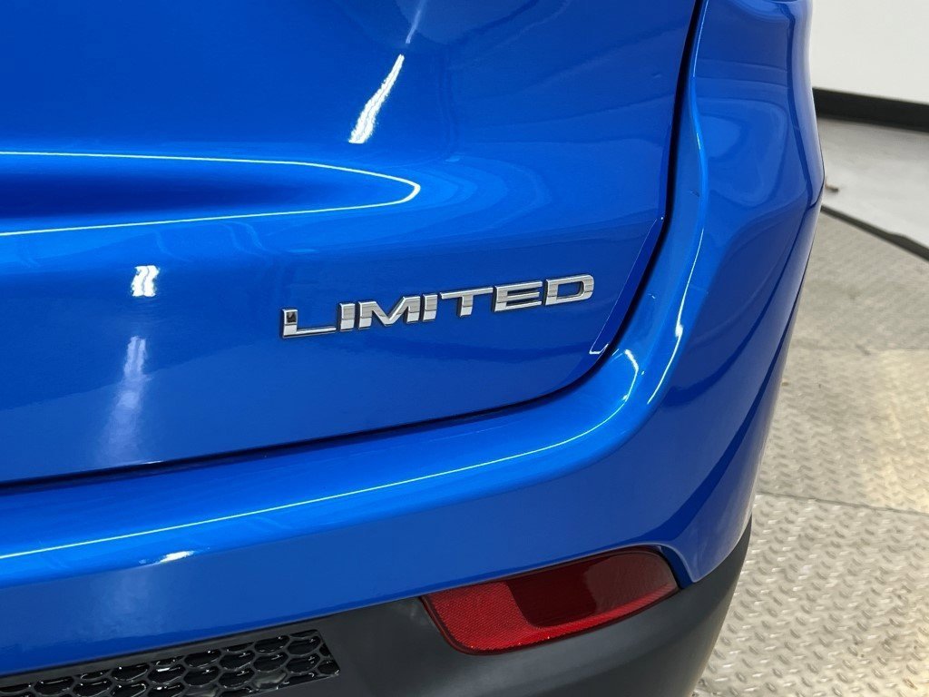 Certified 2020 Jeep Compass Limited image 9