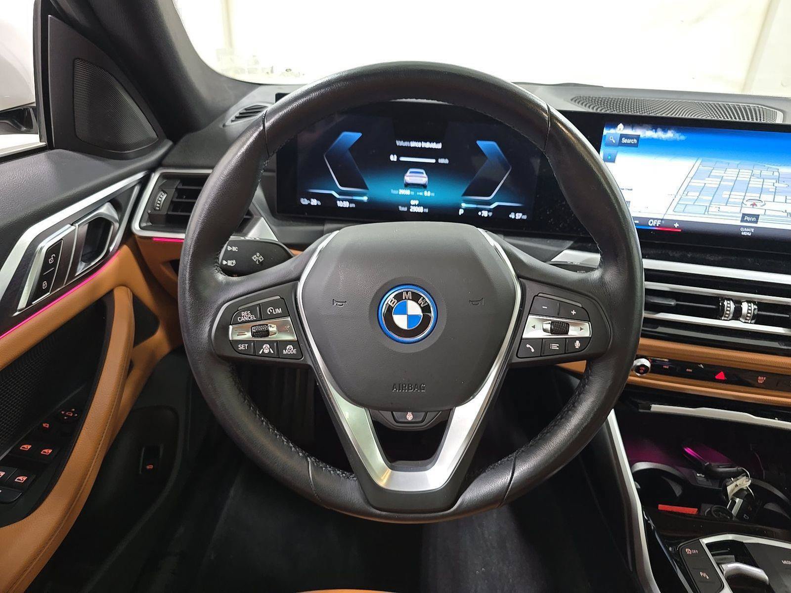 Used 2023 BMW i4 eDrive35 RWD image 7