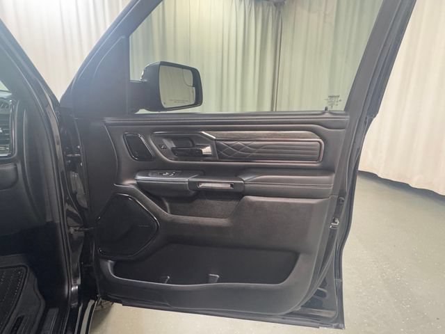Used 2025 RAM 1500 Limited AWD/4WD image 40