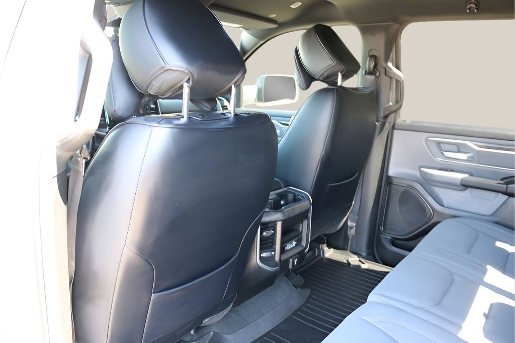 Used 2021 RAM 1500 Big Horn RWD image 15