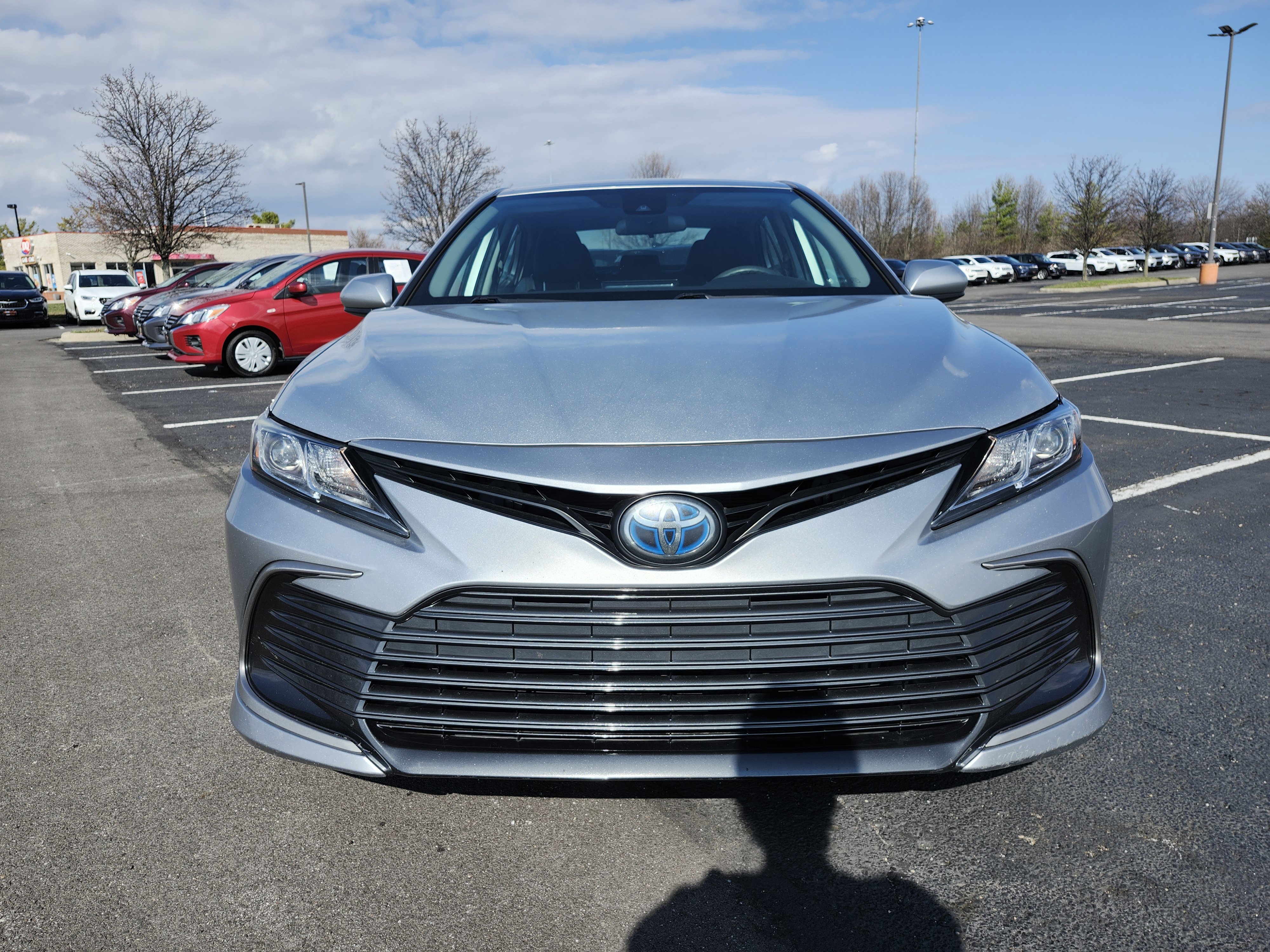 Used 2021 Toyota Camry LE image 12