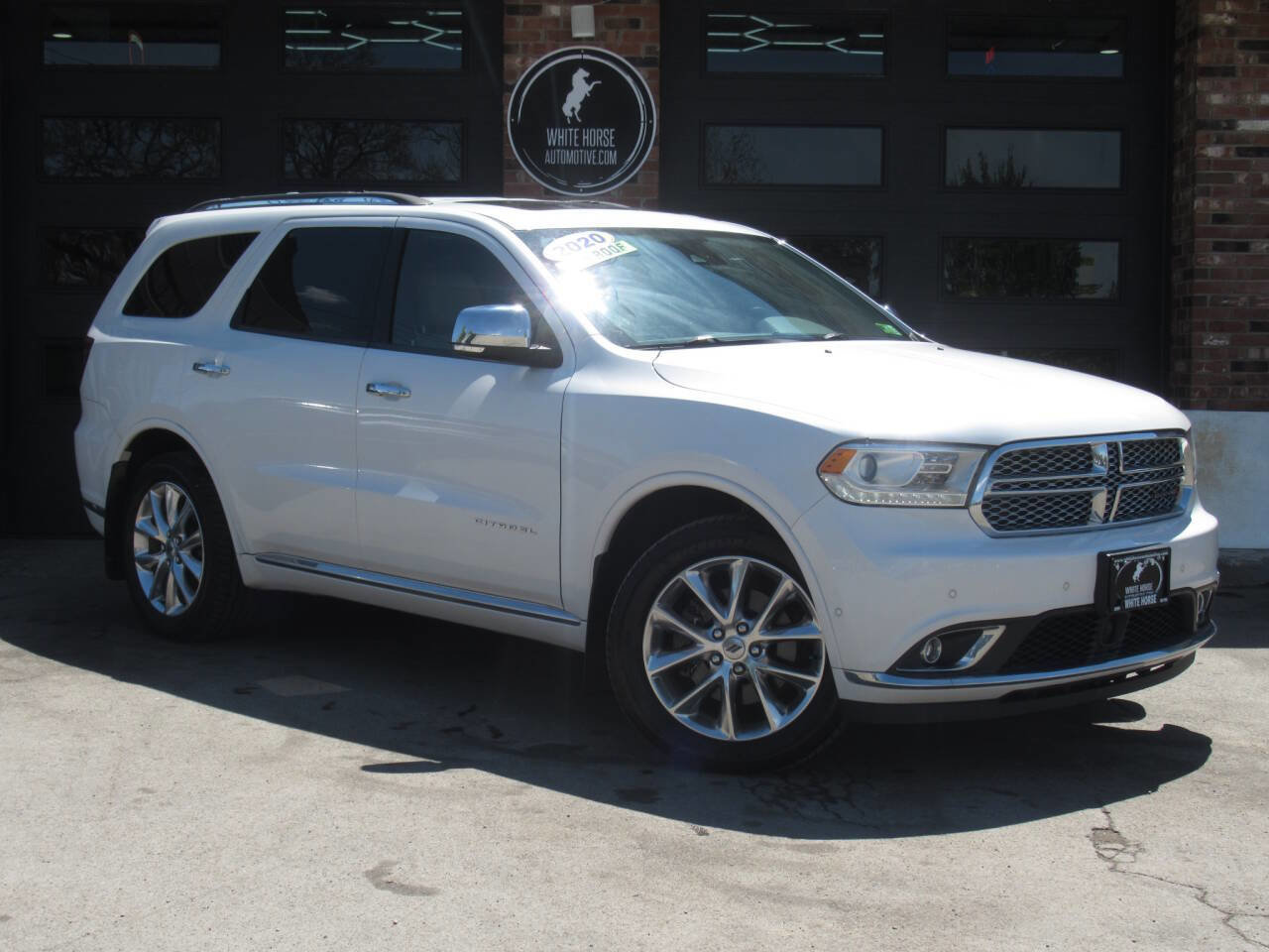 Used 2020 Dodge Durango Citadel w/ Technology Group AWD/4WD image 1