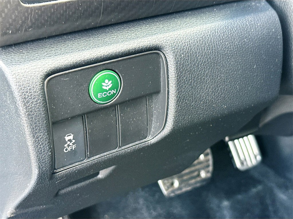 Used 2016 Honda Accord Sport image 11