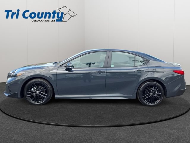 Certified 2026 Toyota Camry SE w/ Convenience Package FWD image 5