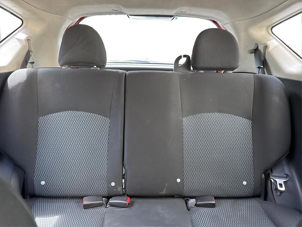 Used 2015 Nissan Versa Note SV image 15