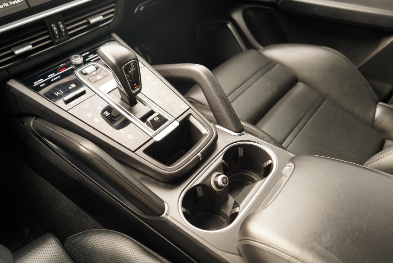 Used 2021 Porsche Cayenne Turbo image 50