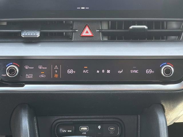 Used 2023 Kia Sportage EX AWD/4WD image 21