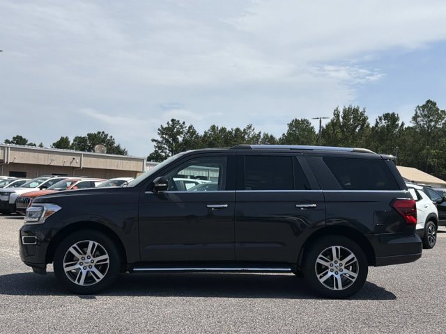 Used 2023 Ford Expedition Limited RWD image 13