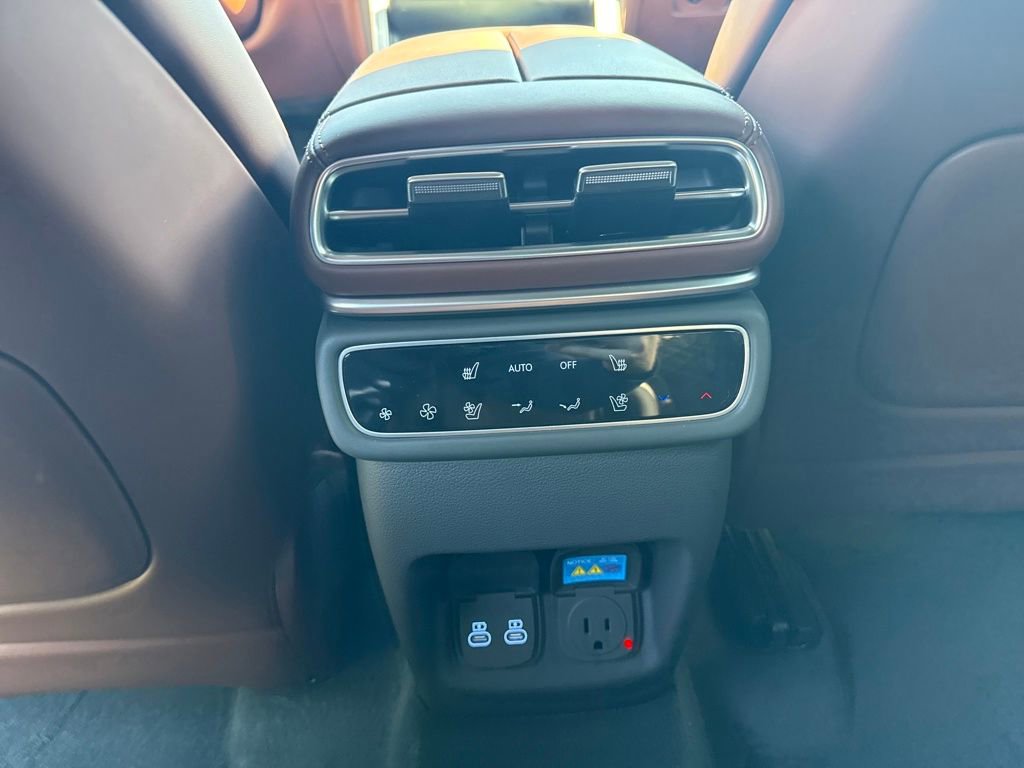 New 2026 Genesis GV80 3.5T Prestige image 15