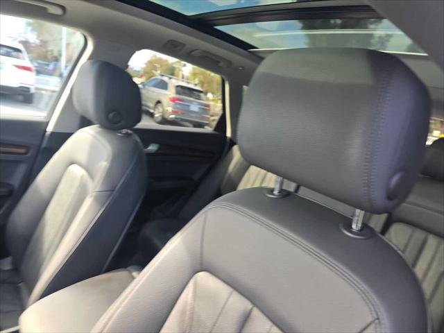Used 2020 Audi Q5 e Premium Plus w/ Premium Plus Package image 25