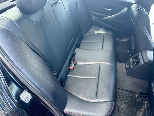 Used 2013 BMW 335i xDrive Sedan AWD/4WD image 26