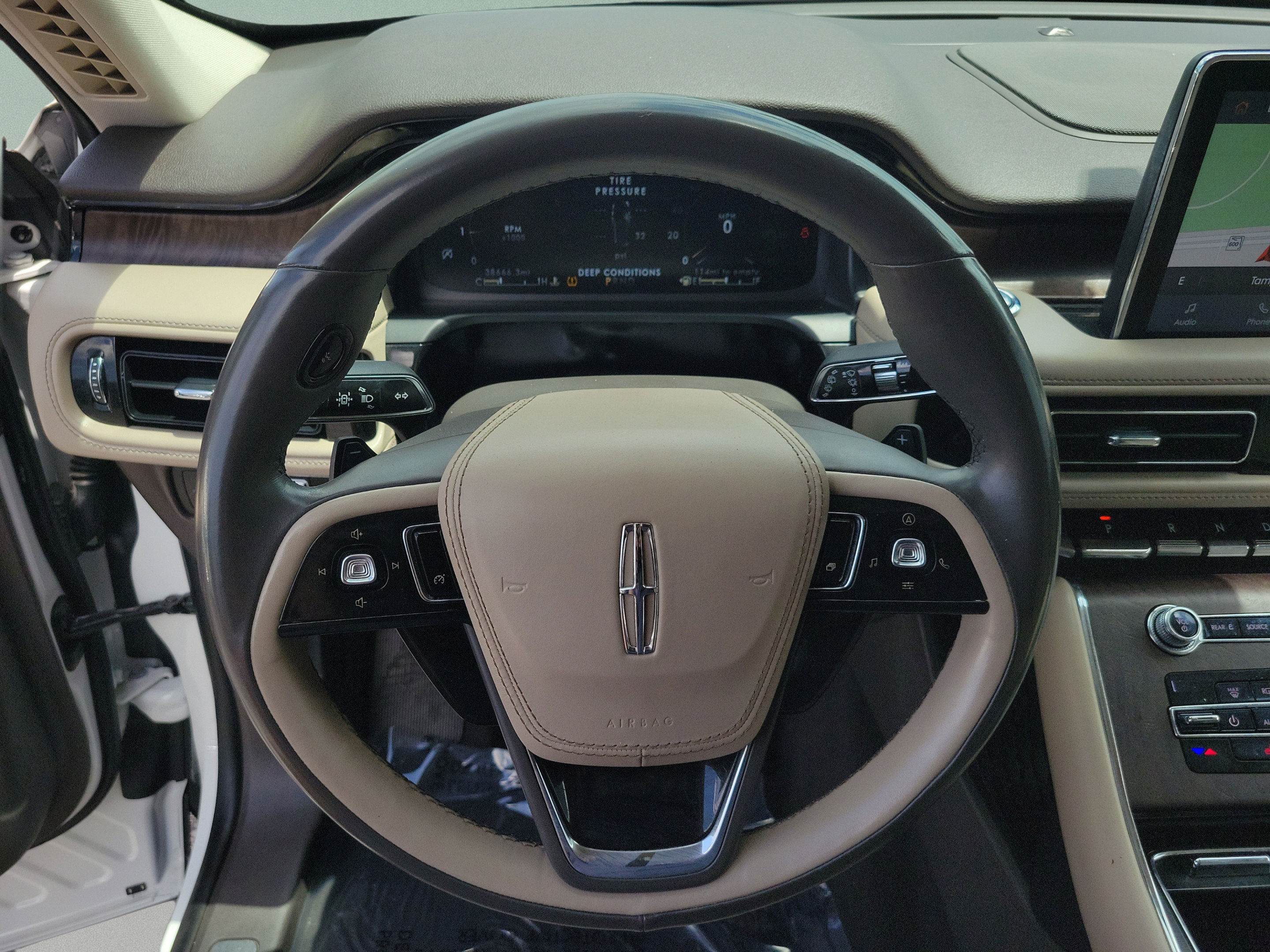 Used 2020 Lincoln Aviator Reserve RWD image 23