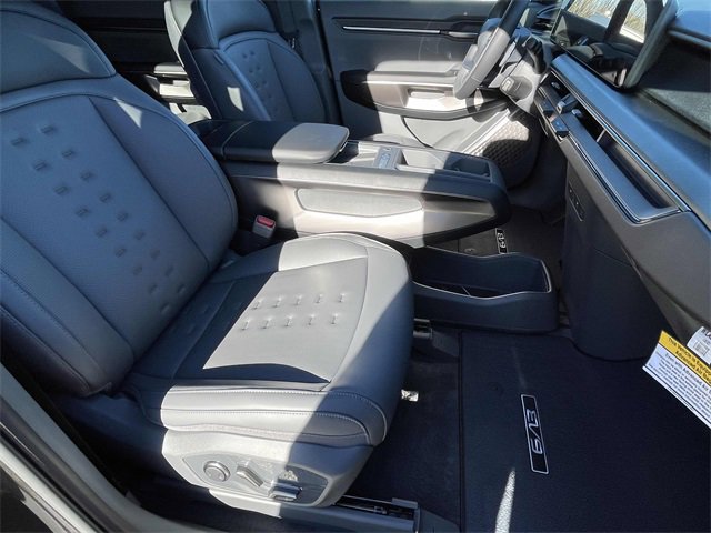 New 2026 Kia EV9 Wind image 19