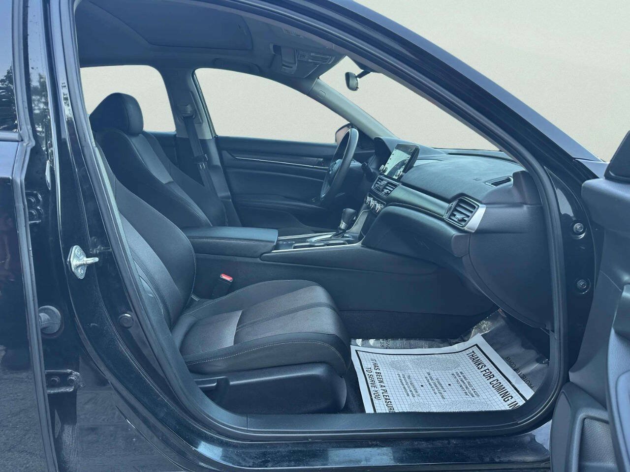Used 2020 Honda Accord EX image 27