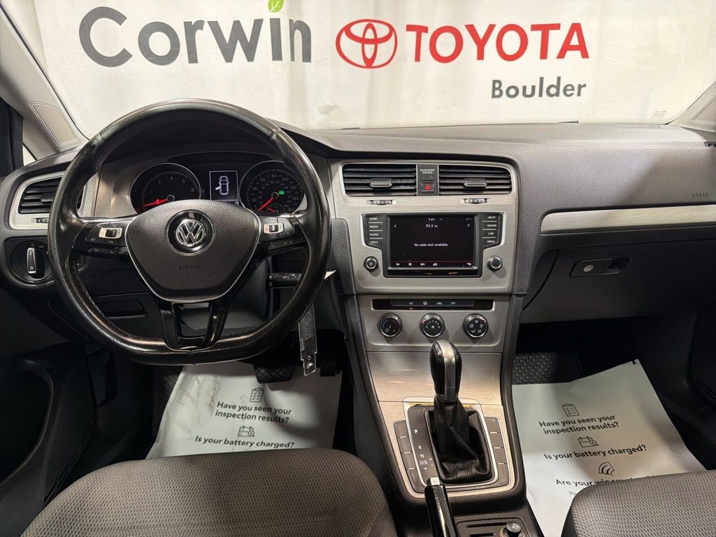 Used 2016 Volkswagen Golf S FWD image 24