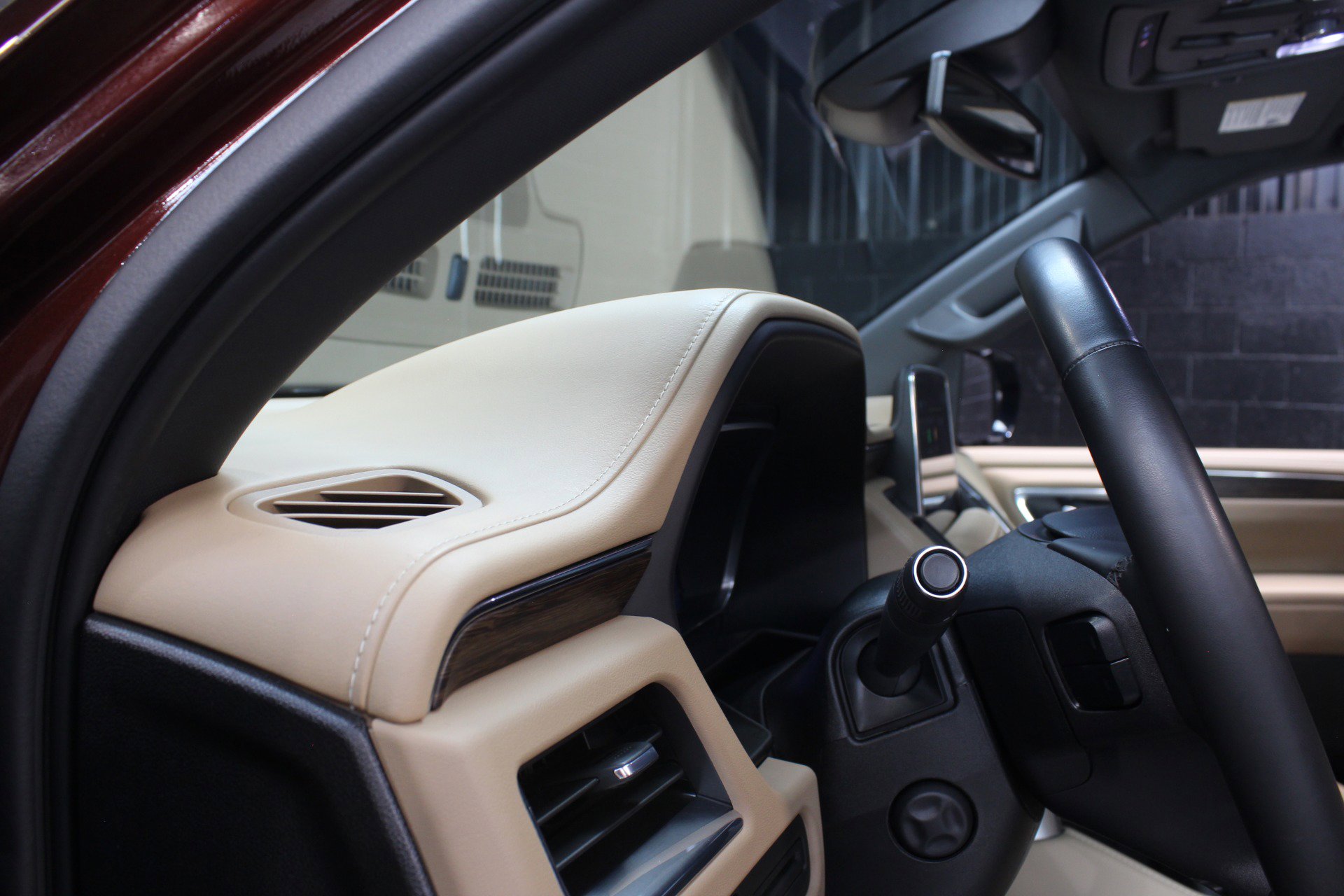 Used 2023 Chevrolet Tahoe Premier RWD image 38