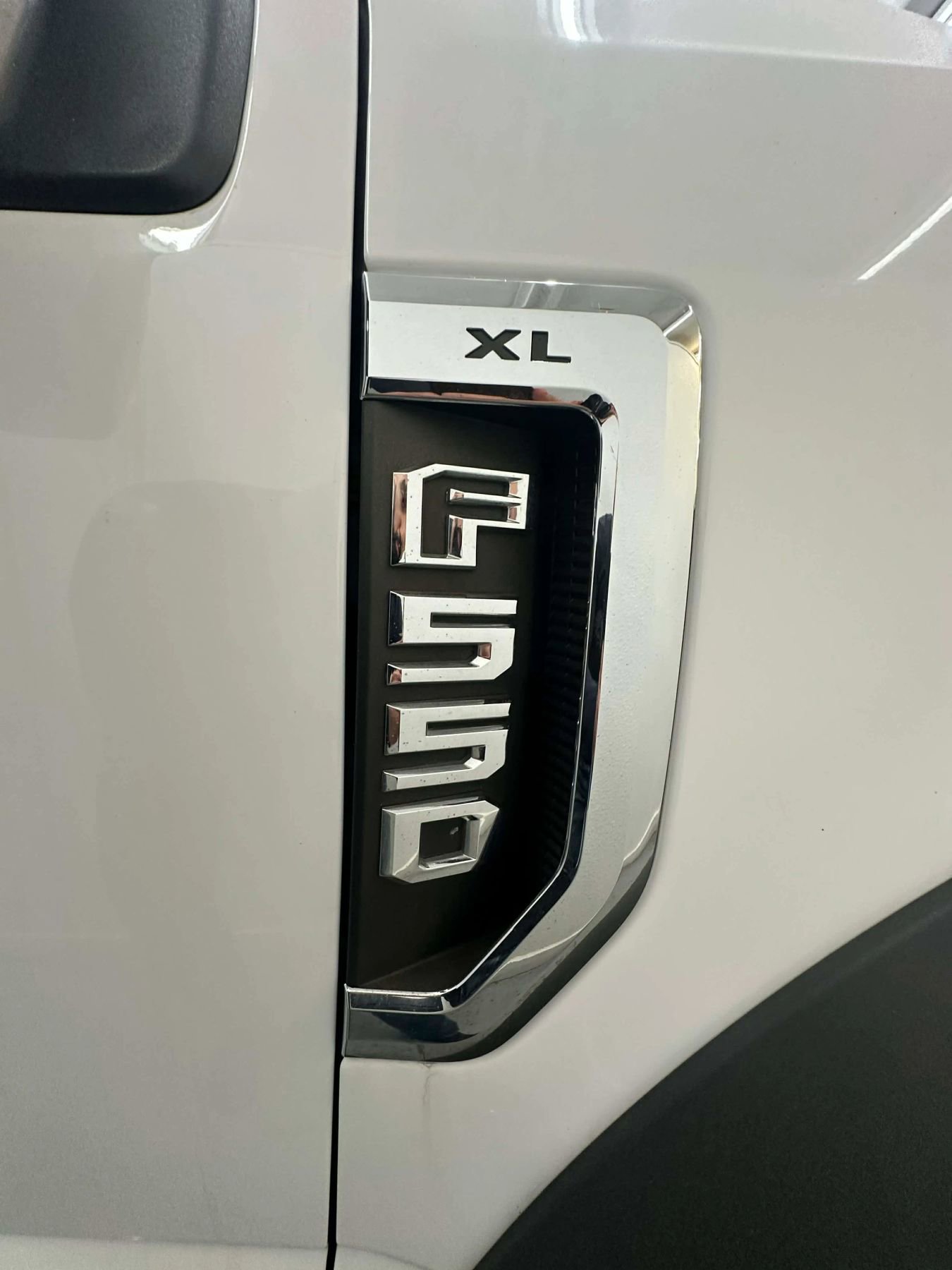 Used 2018 Ford F550 2WD Regular Cab Super Duty w/ Power Equipment Group image 33