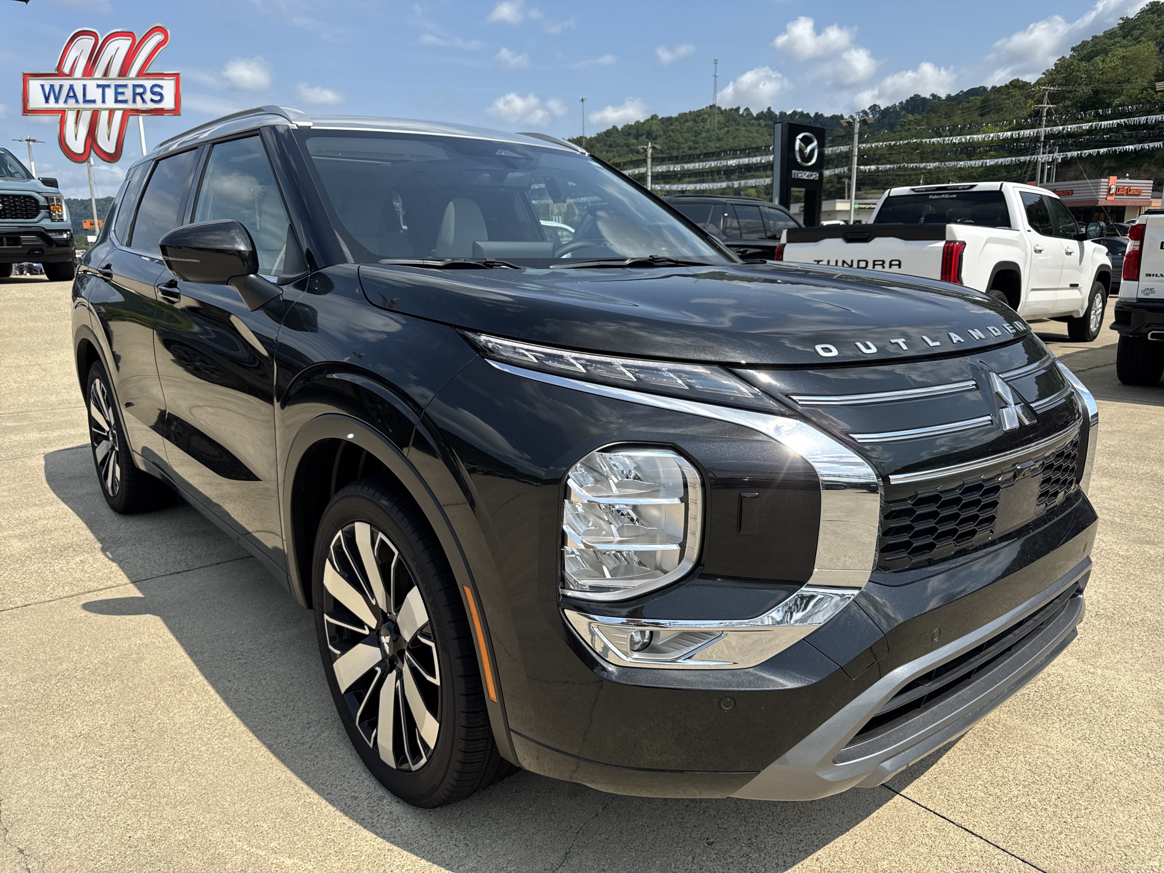Used 2025 Mitsubishi Outlander AWD