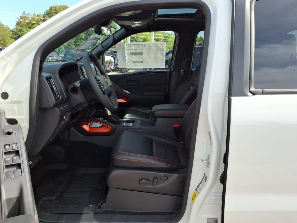 New 2026 Nissan Frontier PRO-4X w/ Pro Premium Package AWD/4WD image 6