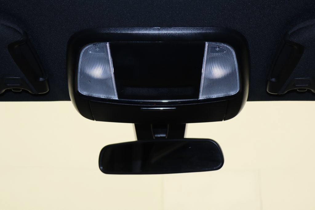 Used 2023 Dodge Charger SXT RWD image 25