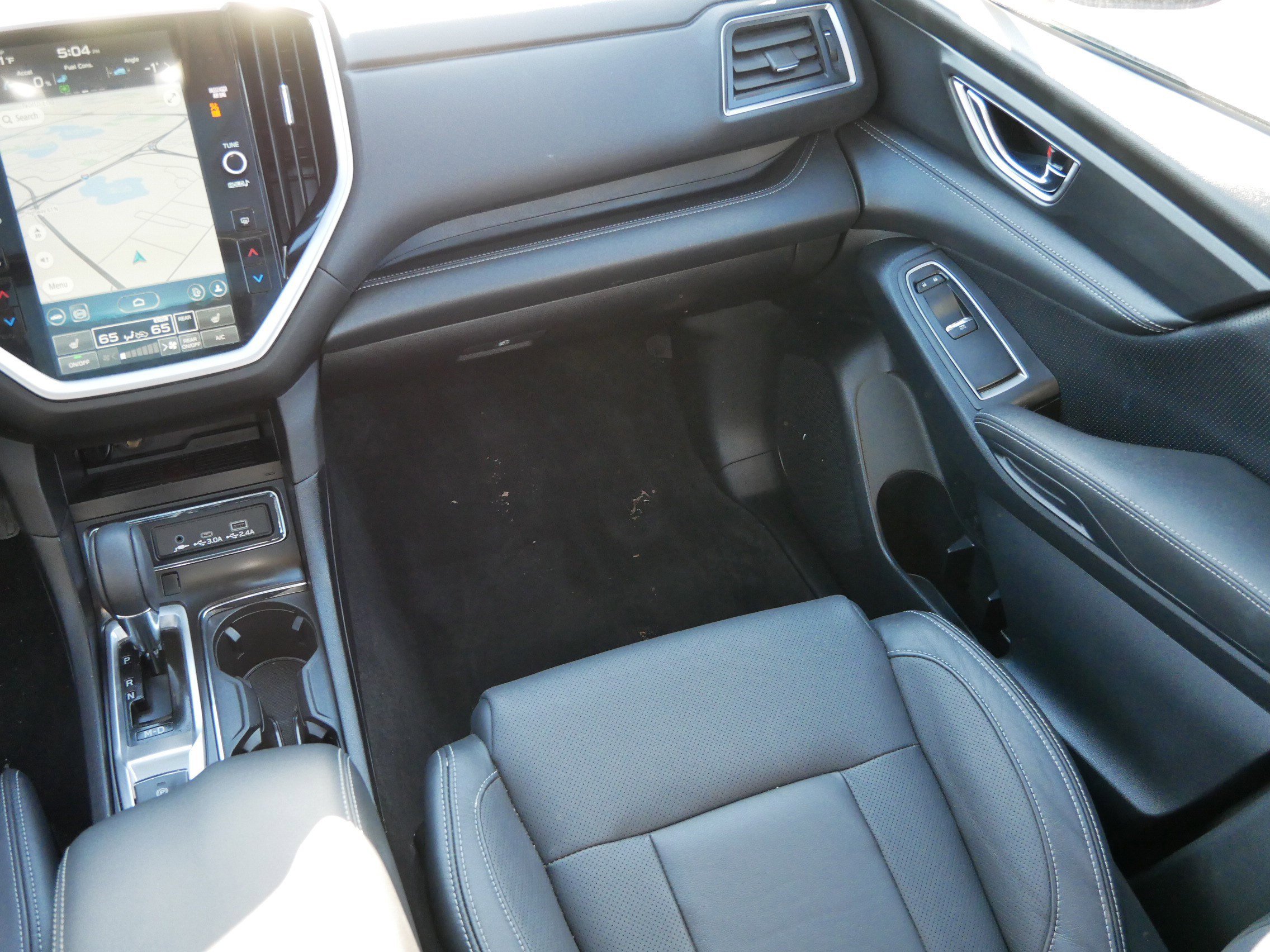 Used 2023 Subaru Ascent Limited w/ Technology Package image 11