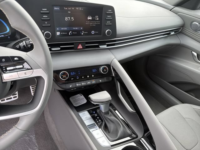 New 2026 Hyundai Elantra SEL Sport Premium FWD image 28