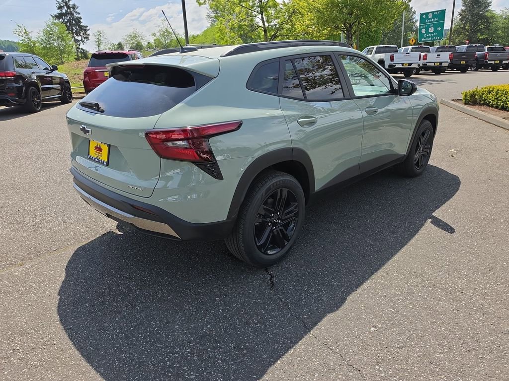 New 2026 Chevrolet Trax ACTIV w/ Sunroof Package FWD image 6