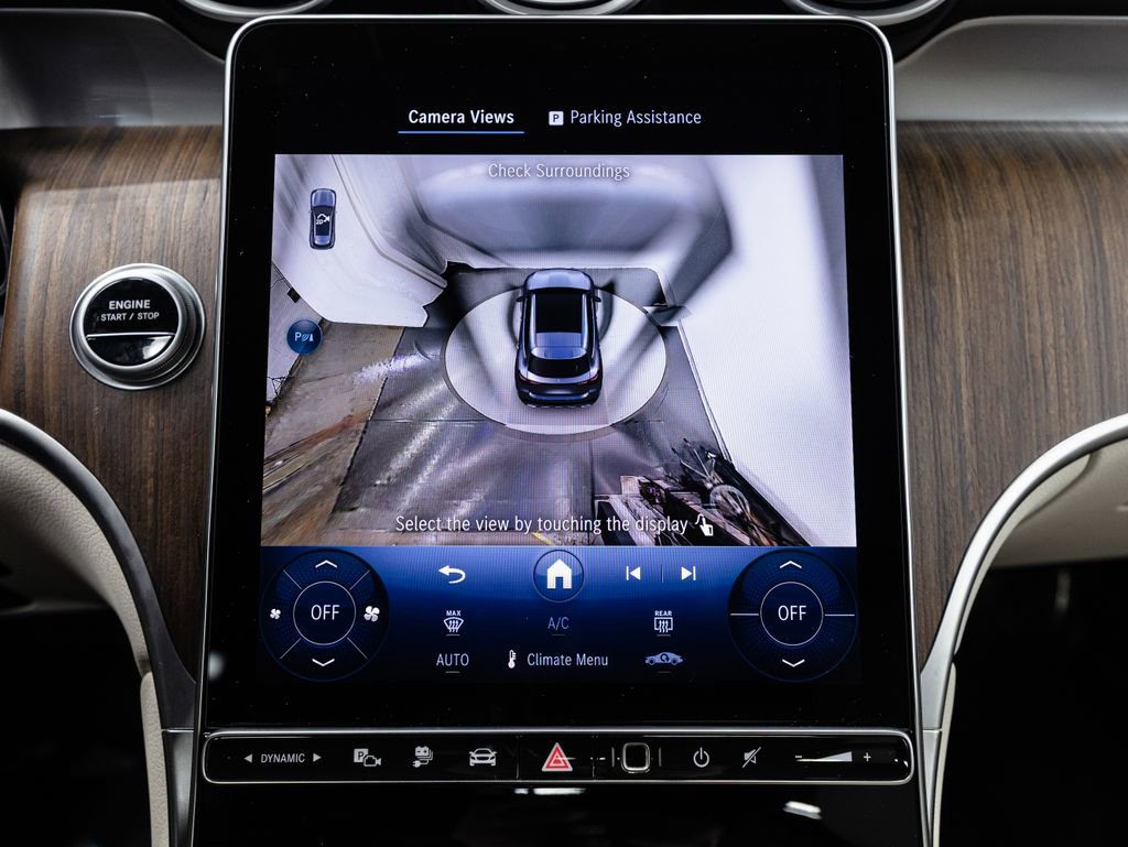 Used 2025 Mercedes-Benz GLC 350e 4MATIC w/ Driver Assistance Package image 20