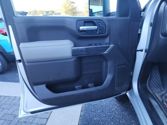Used 2021 Chevrolet Silverado 2500 LTZ image 19