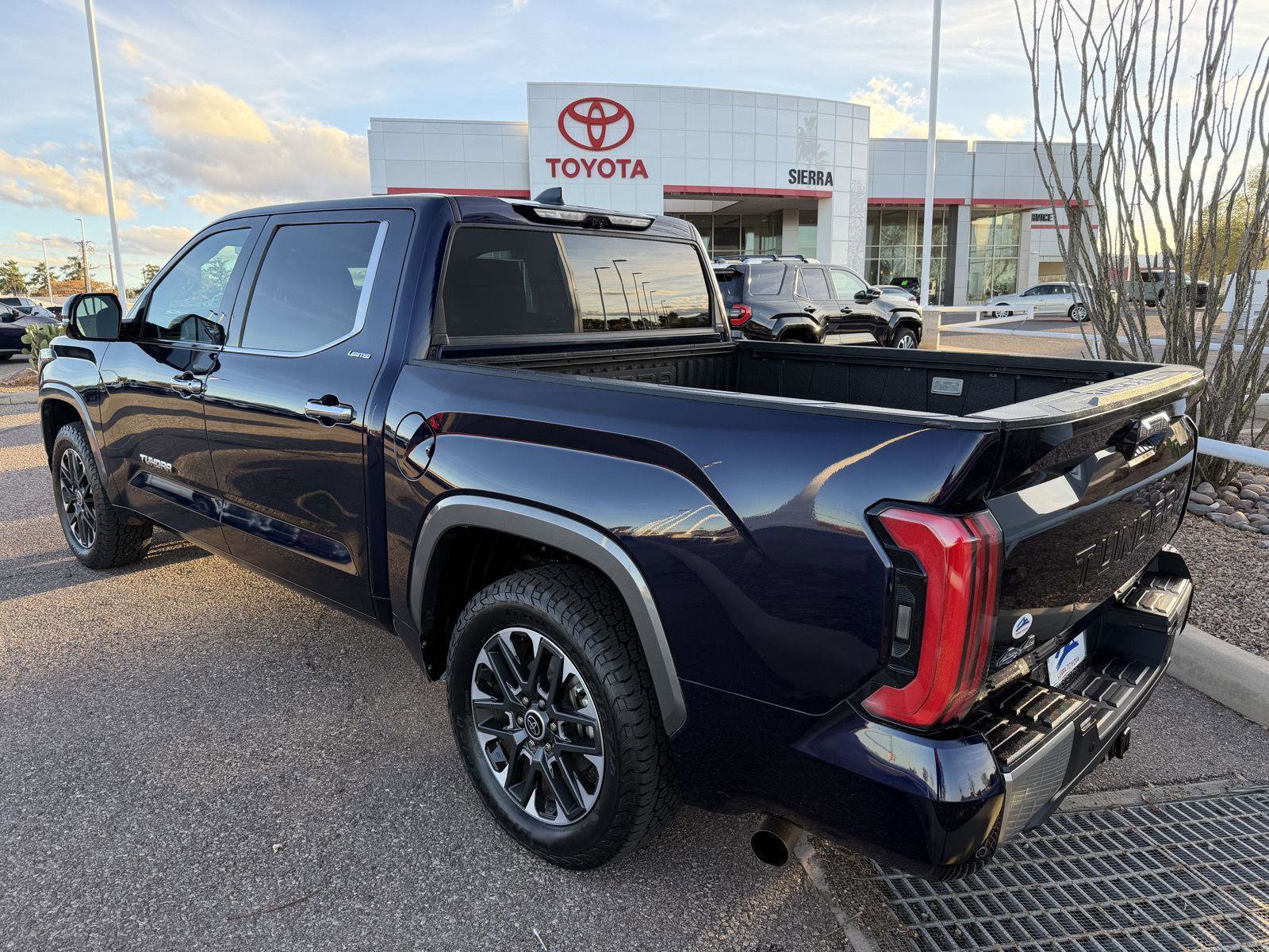 Used 2023 Toyota Tundra Limited image 3