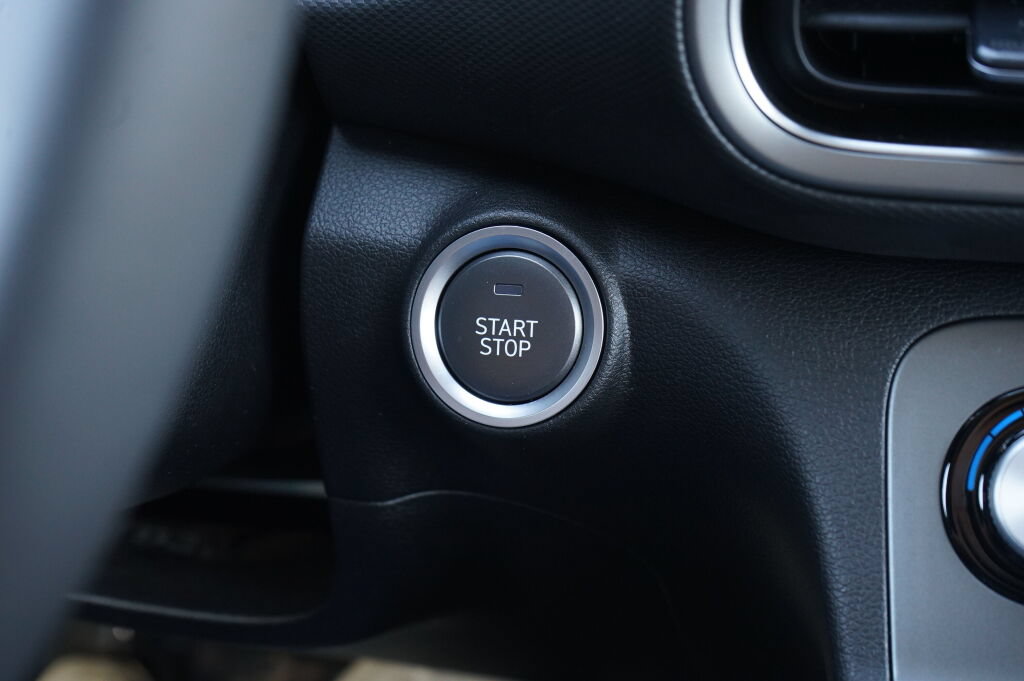 Certified 2023 Hyundai Kona Limited FWD image 25