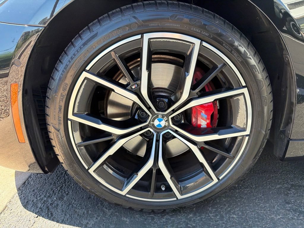Used 2023 BMW 530i w/ M Sport Package RWD image 11