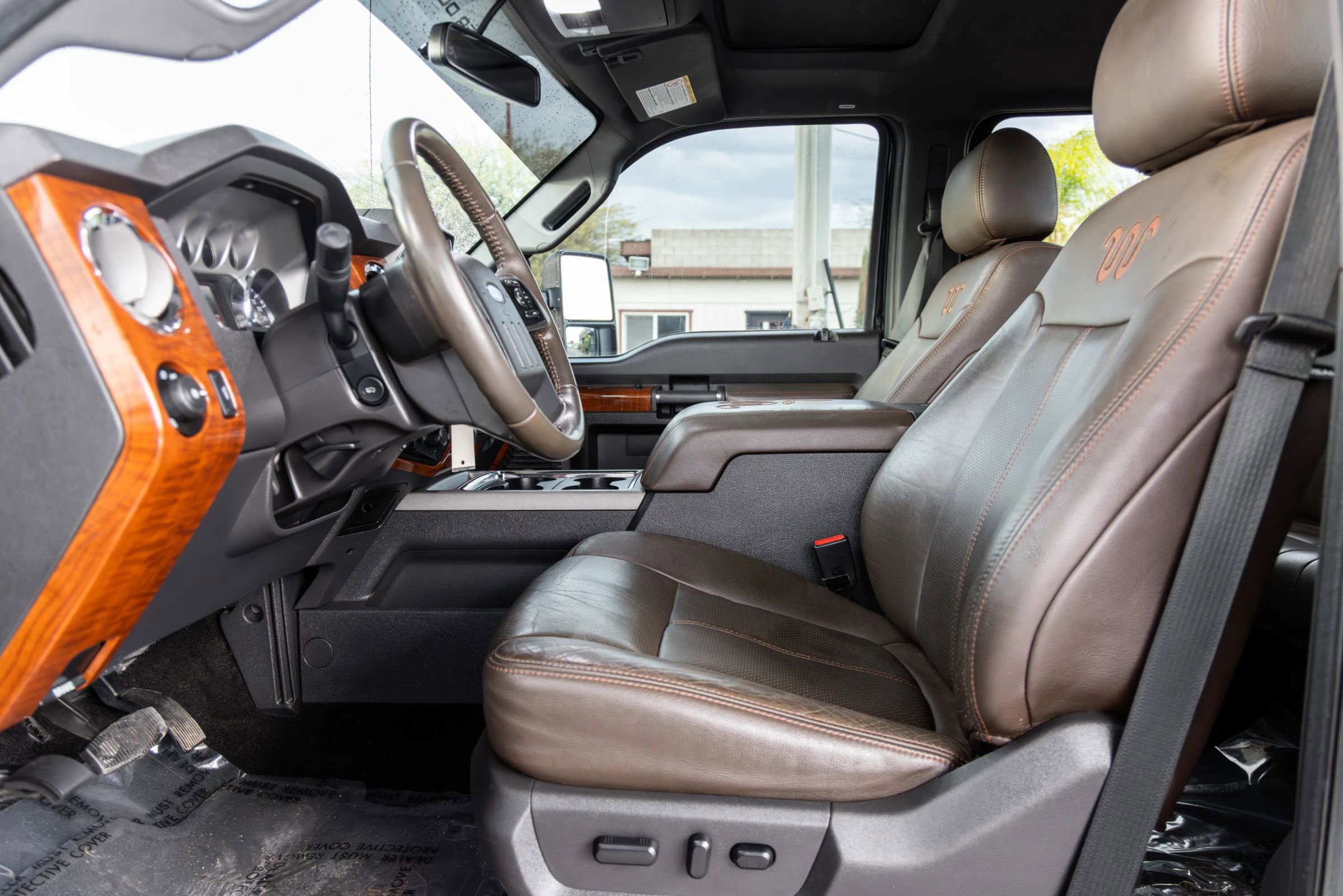 Used 2016 Ford F350 King Ranch w/ King Ranch w/Chrome Package AWD/4WD image 11