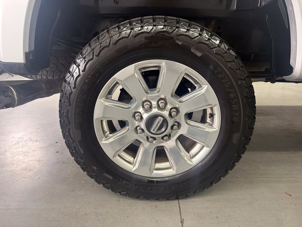 Used 2017 Ford F250 Platinum w/ Platinum Ultimate Package AWD/4WD image 27