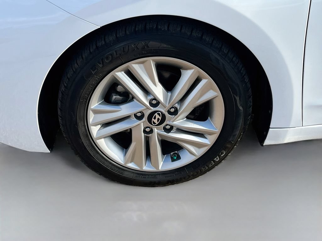 Used 2019 Hyundai Elantra SEL w/ Cargo Package FWD image 28