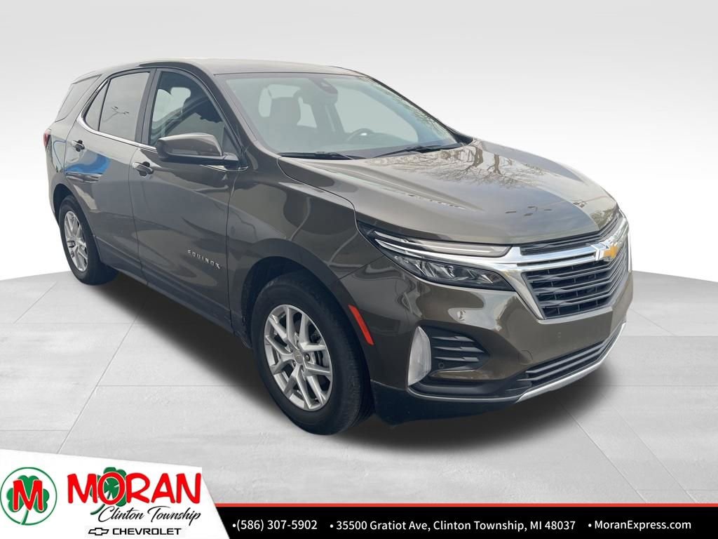 Used 2024 Chevrolet Equinox LT FWD image 2