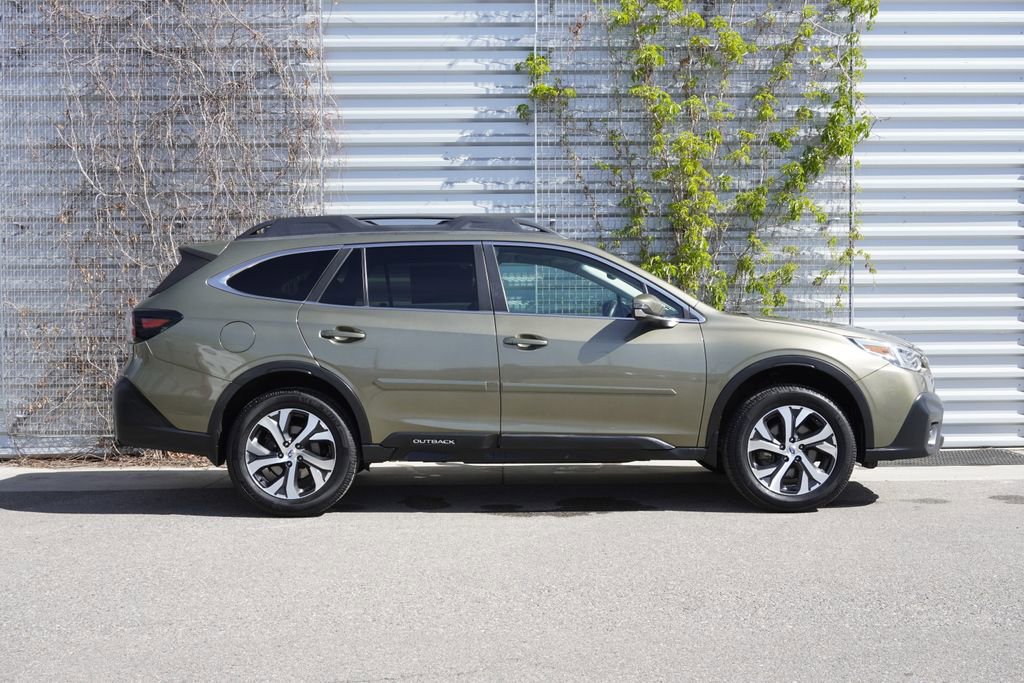 Used 2022 Subaru Outback Limited image 7
