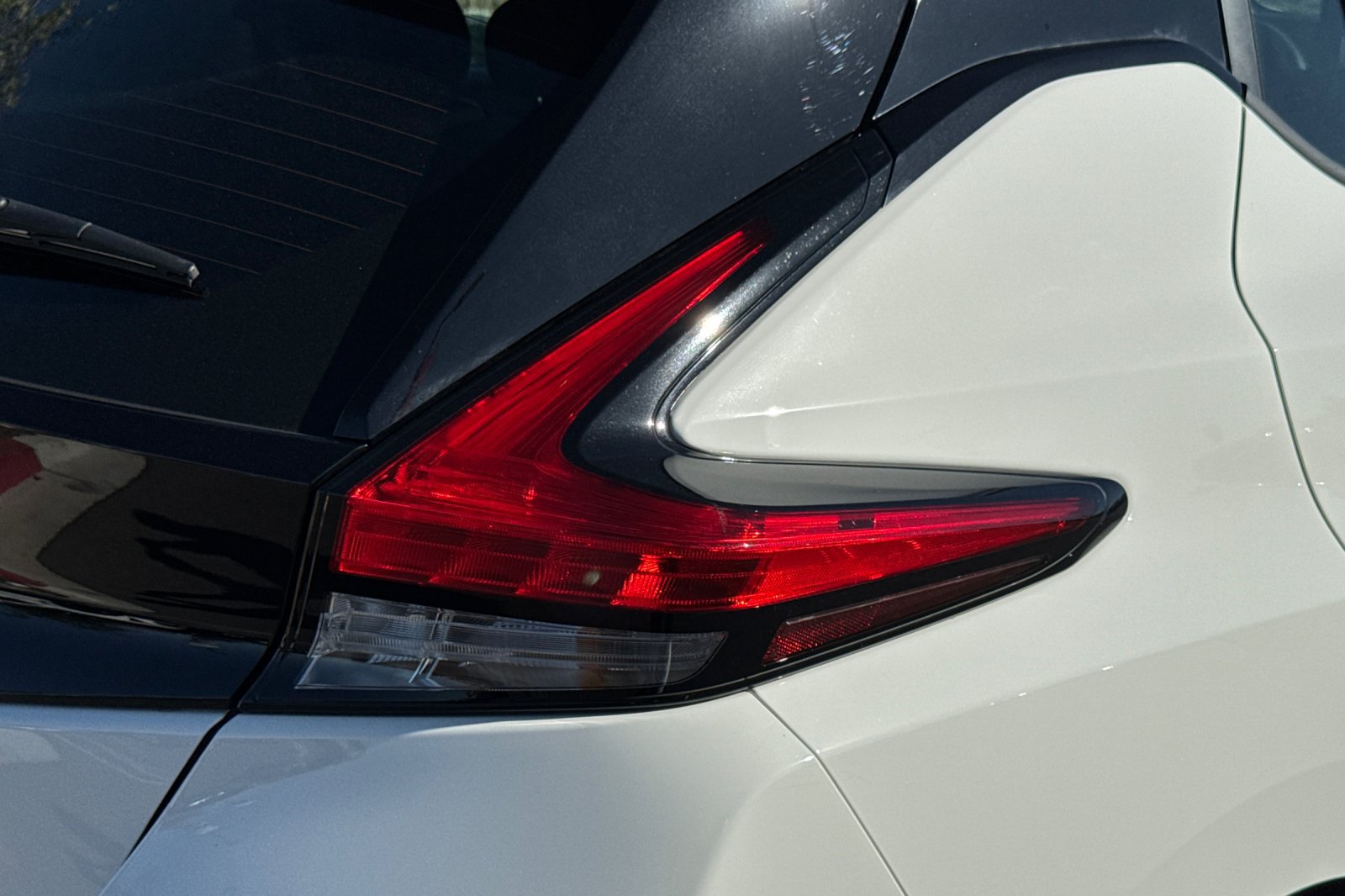 Certified 2025 Nissan Leaf S FWD image 51