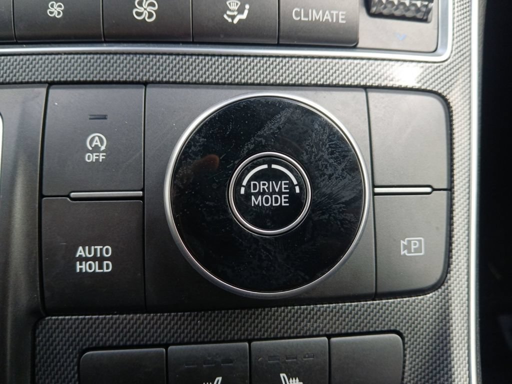 Used 2023 Hyundai Santa Fe SEL FWD image 21