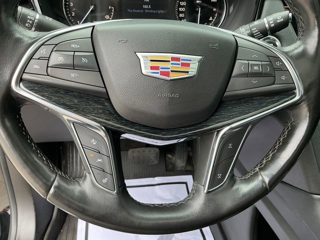 Used 2021 Cadillac XT5 Premium Luxury image 4