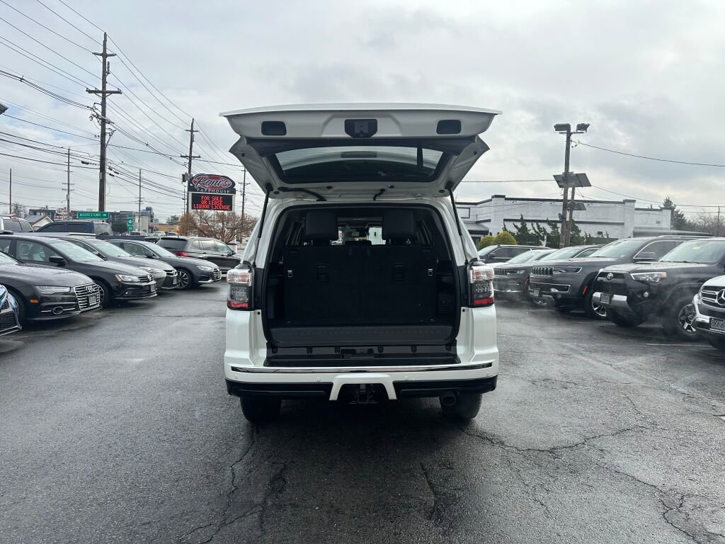 Used 2020 Toyota 4Runner Nightshade image 34