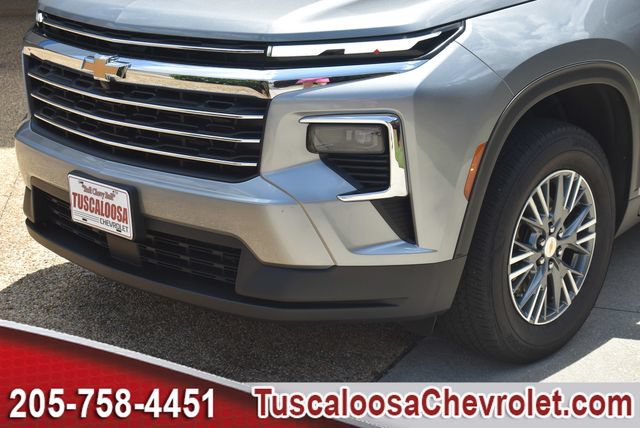 Used 2025 Chevrolet Traverse LT w/ LPO, Floor Liner Package FWD image 44