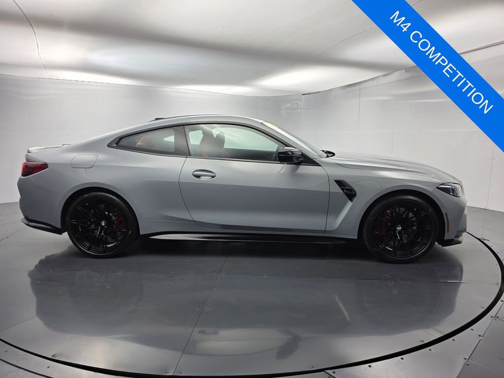 Used 2026 BMW M4 Competition w/ Executive Package image 3